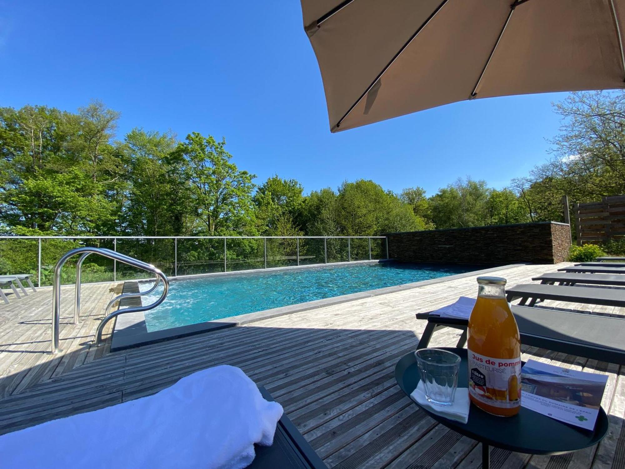 Domaine De L'Epau Eco-Resort Yvré-lʼÉvêque 외부 사진