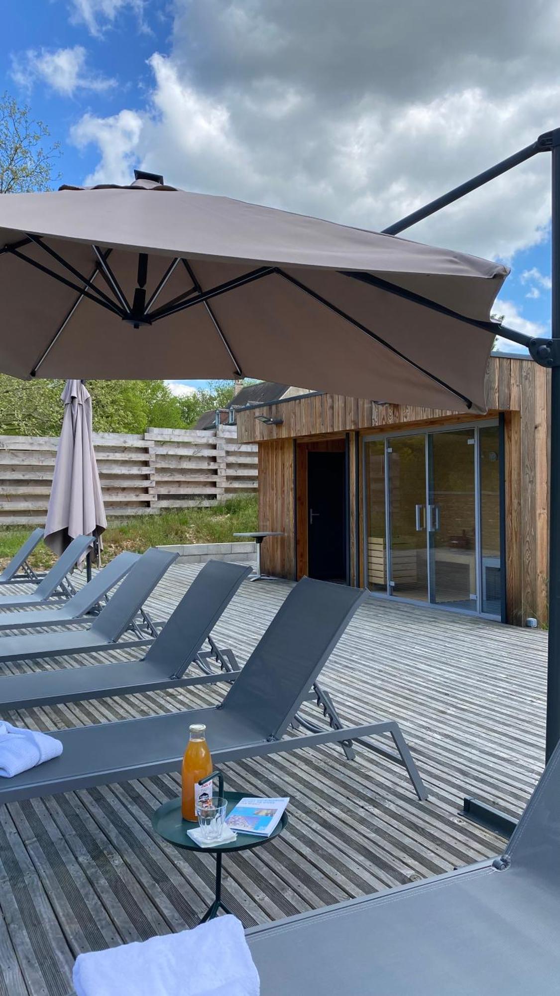 Domaine De L'Epau Eco-Resort Yvré-lʼÉvêque 외부 사진