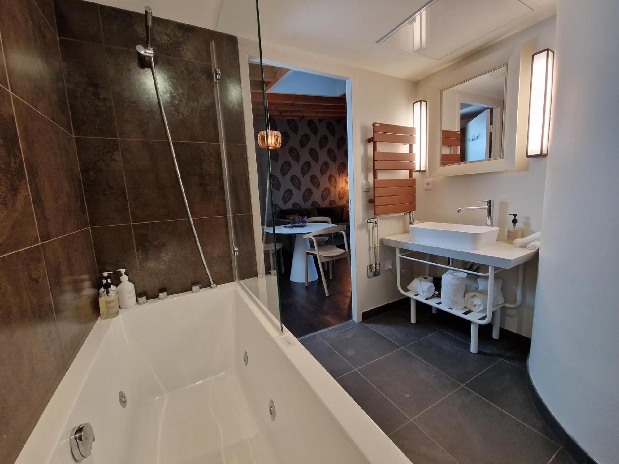Domaine De L'Epau Eco-Resort Yvré-lʼÉvêque 외부 사진